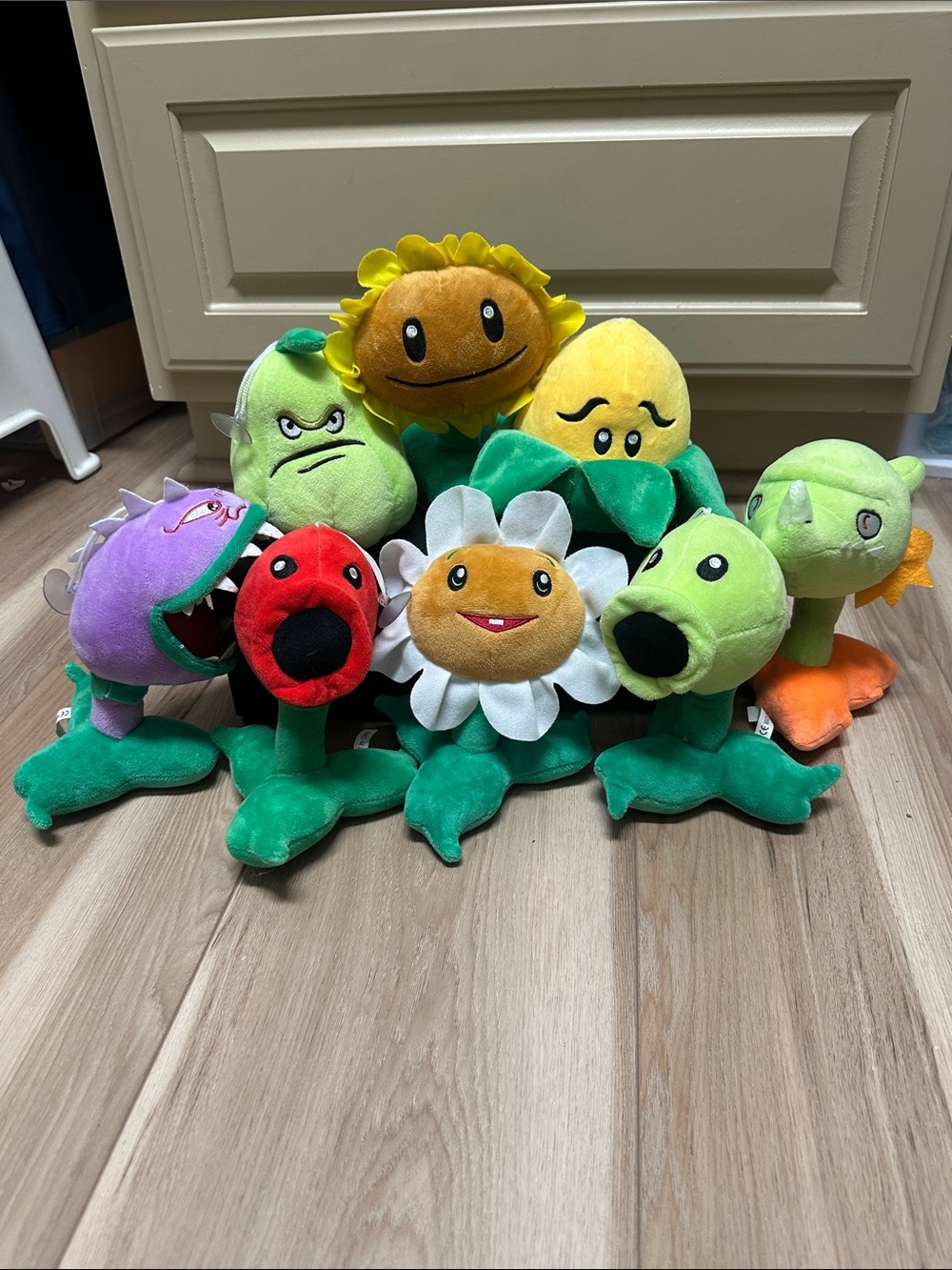 Plants vs Zombies Plush Lot of 8 Stuffed Toy Bundle